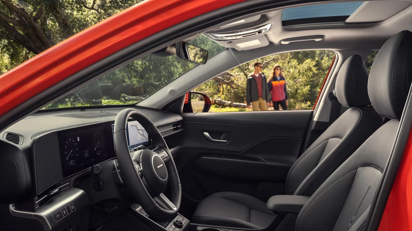 Hyundai Kona HEV — Interior 1/6